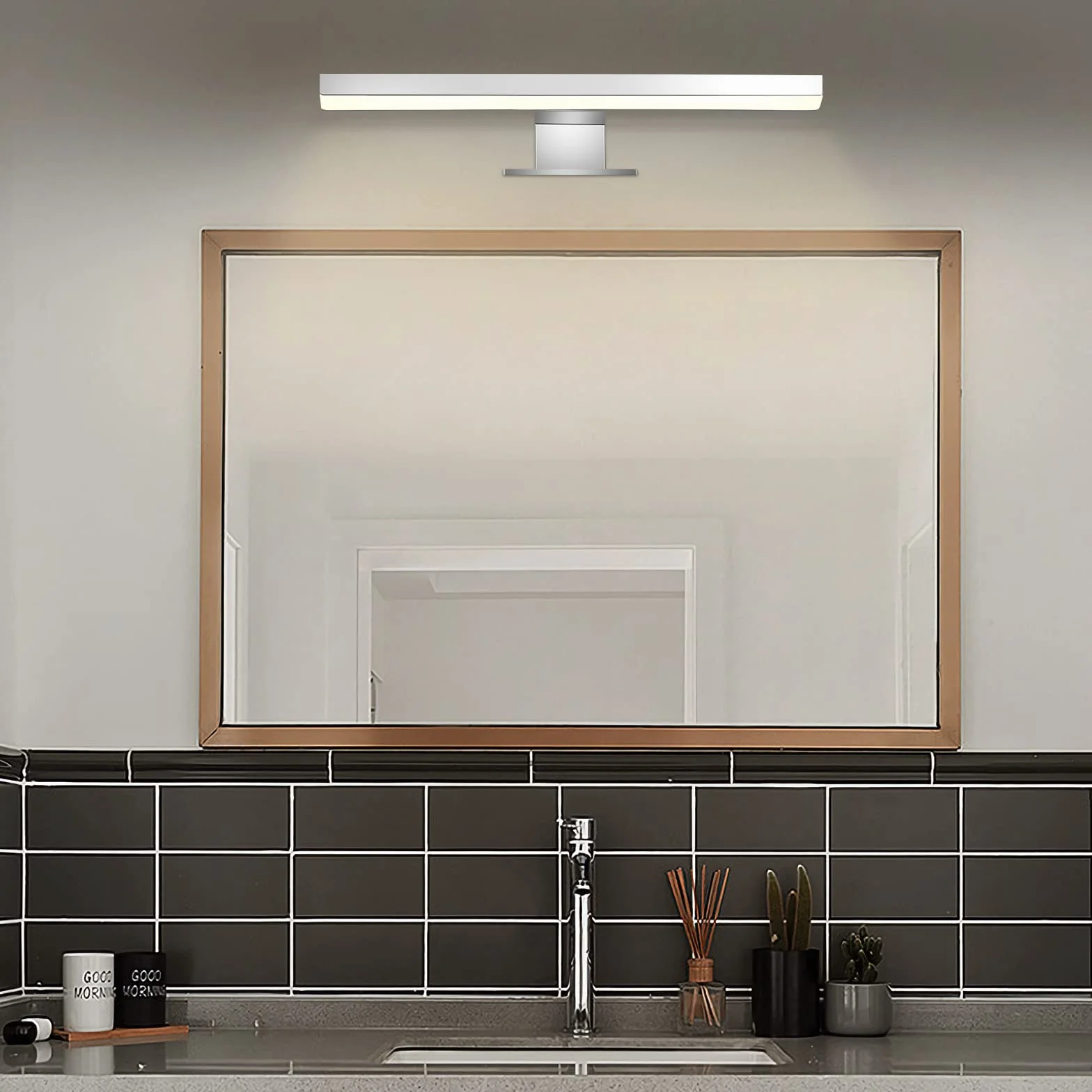 ERWEY 2 in 1 LED Spiegelleuchte IP44 Badleuchte Neutralweiß Schminklicht für Badezimmer 230V Spiegelschrank Aufbauleuchte Klemmleuchte Wandleuchte 30cm 4000K 5W Aluminium Chrom